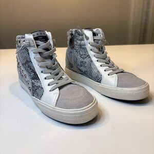 Vintage Havana Women's High Top Dayna Leather Studded Fashion Sneakers Size‎ 6.5